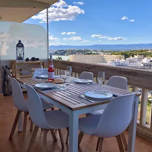 https://appartement-cosy-a-la-mer.top-hotels-tarragona.com