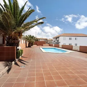 https://caletillas-beach-apartment.tenerifehoteles.net